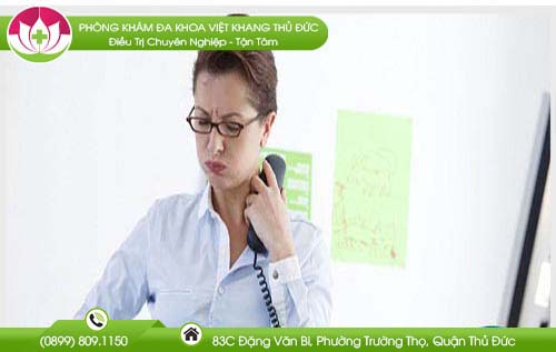Đầy bụng khó tiêu táo bón phải làm sao?