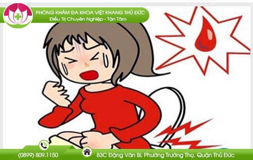 Đi cầu ra máu tươi là bệnh gì và có nguy hiểm không?