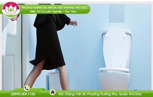 Đi đại tiện nhiều lần trong ngày là bệnh gì?