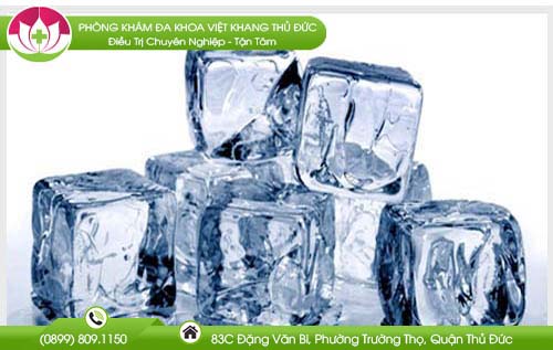 giam-dau-tri-bang-cach-ngam-nuoc-am-nhu-the-nao